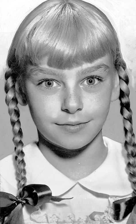 Just watched this movie 'Bad Seed' Patty McCormack as Rhoda Penmark in Bad Seed - 1956 Bad Seed, The Bad Seed, Remember When, Silver Screen, The Bad, Oasis, Pop Culture, Screen