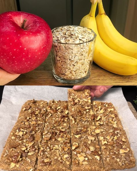 Oatmeal, Apple, and Banana Bake - Greenku Recipes Banana Apple Recipes, Baked Oatmeal Recipes Healthy, Banana Oatmeal Bars, Apple And Banana, Banana Recipes Easy, Oatmeal Dessert, Baked Apple Oatmeal, Oatmeal Apple, Apple Recipes Healthy