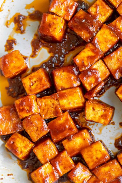 This delicious BBQ tofu recipe requires only two ingredients! Simple and easy, you’ll love this vegan BBQ tofu in sandwiches, salads, bowls and more. Going back to basics today– another recipe for tofu to make you love tofu. This BBQ tofu recipe is similar to my air fryer tofu and crispy baked tofu recipe, a... Barbecue Tofu Recipes, Vegan Bbq Tofu, Air Fryer Tofu, Crispy Baked Tofu, Salads Bowls, Tofu Chicken, Chicken Salad Sandwich Recipe, Cooking Tofu, Bbq Tofu