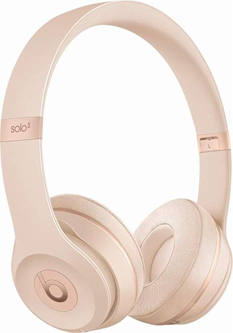 Gold Beats Headphones, Girl Headphones, Headphones Beats, Beats Solo 3, Beats Solo3, Wireless Beats, Music Girl, Cute Headphones, Girl With Headphones