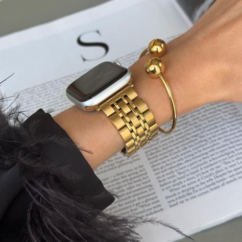 Gold Apple Watch Band, iWatch strap 46mm 45mm 44mm 42mm 41mm 40mm 38mm 49mm, Luxury Women Metal Bracelet, Apple Watch 10 9 armband gift men by lushbands on Etsy Gold Apple Watch Band, Apple Watch Bracelets, Apple Watch Sizes, Gold Apple Watch, Rose Noir, Bracelet Apple Watch, Gold Apple, Watch Ultra, Metal Bracelet