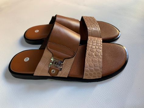 Male Palm Slippers, Palm Slippers For Men, Male Slides, Men Leather Sandals Fashion, Palm Slippers, Handmade Shoes Pattern, Handmade Shoes Women, Stylish Flat Shoes, Luxury Pants