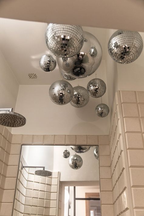 Disco Balls Ceiling, Disco Toilet Design, Disco Themed Bathroom, Bathroom Disco Ball, Disco Ceiling Decor, Discoball Interior, Disco Bathroom Decor, Disco Ball Bathroom, School Bathroom Ideas