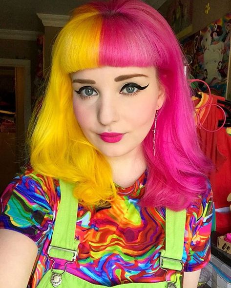 🌈 chelsea ✨ on Instagram: “Shirt by @kennycolors 🌈✨🎈” Dyed Bangs, Extreme Hair Colors, Split Dye, Split Dyed Hair, Split Hair, Pink Wig, Pretty Hair Color, Colorful Hair, Yellow Hair