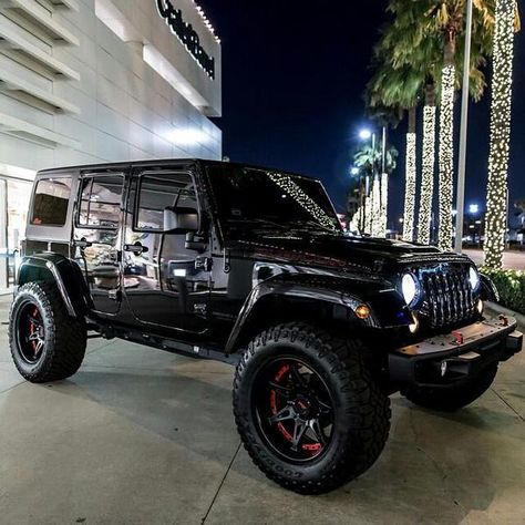 Cars Jeep Wrangler, Jeep Wrangler Black, Black Jeeps, Jeep Wrangler Interior, Black Jeep Wrangler, 2013 Jeep Wrangler Unlimited, Auto Jeep, Jeep Wrangler Lifted, Jeep Photos