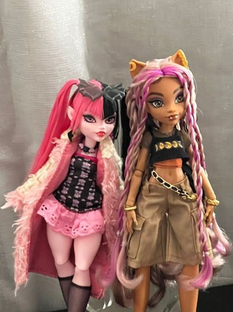 M.H Customs dolls, Draculaura G3 and Clawdeen 𖤣𖥧𖥣𖡡𖥧𖤣 G3 Clawdeen Restyle, Monster High Doll Restyle, Monster High Dolls Aesthetic, Monster High G3 Restyle, Monster High Dolls G3, Monster High Restyle, G3 Draculaura, G3 Monster High, Draculaura G3