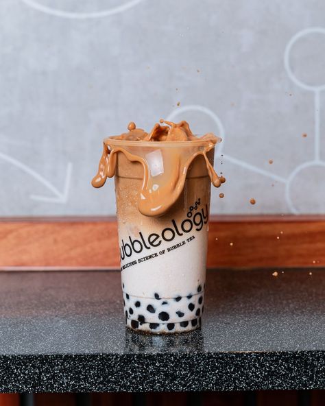 New actions shots captured for @bubbleology Which photo do you like best? 🧋 #bubbletea #foodphotography #londonphotographer @rochecom Bubble Tea Photoshoot, Boba Tea Photoshoot, Poses With Boba, Bubble Tea Photography, Boba Instagram Pictures, Bubble Tea Food Photography, Cha Bar, Boba Drink, London Photographer