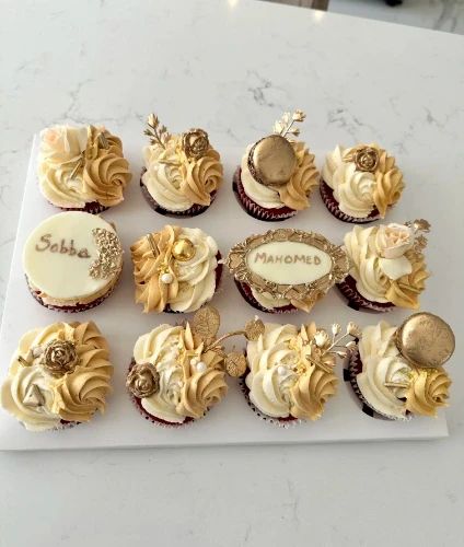 How do you like to have bespoke, A+ quality homemade cupcakes for your celebration events? We make them almost every day! Contact us. Homemade Cupcakes, Buttercream Cupcakes, Fondant Toppers, Gold Flecks, Chocolate Cupcakes, Cupcake Toppers, Butter Cream, Contact Us, Fondant