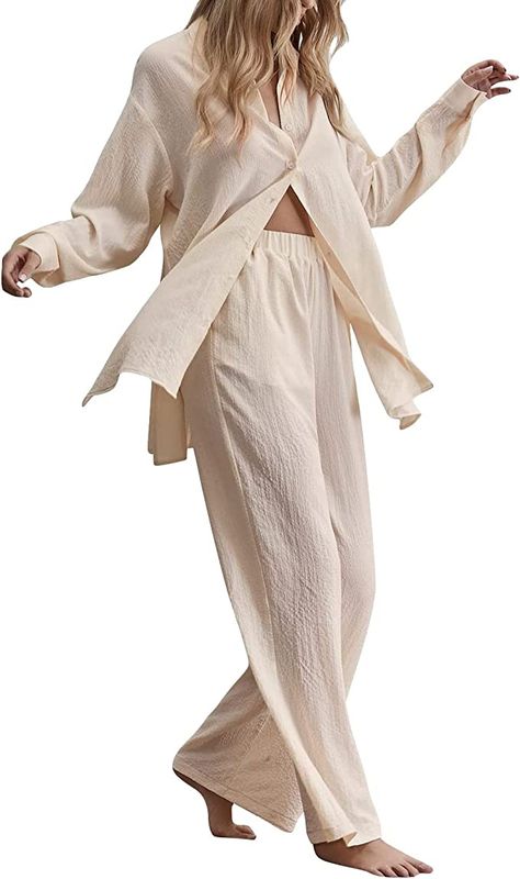 The comfiest set I own <3 Work Wardrobe Capsule, Women Oversized Shirt, Womens Cargo Shorts, White Pant Suit, Outfit At Home, What To Wear In Europe, Cargo Shorts Outfit, Cargo Shorts Black, Linen Two Piece Set