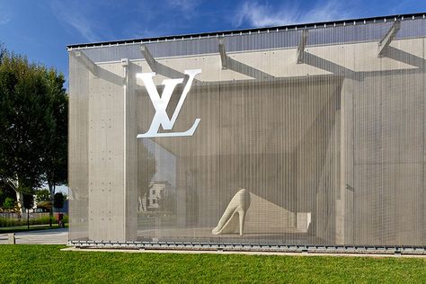 Louis Vuitton Shoe Factory, Fiesso d’Artico, Italy, Jean-Marc Sandrolini, GKD Metal Fabric, Omega 1520 Experiential Art, Retail Facade, Italian Town, Factory Architecture, Metal Facade, Cladding Materials, Metal Cladding, Haifa, Industrial Buildings