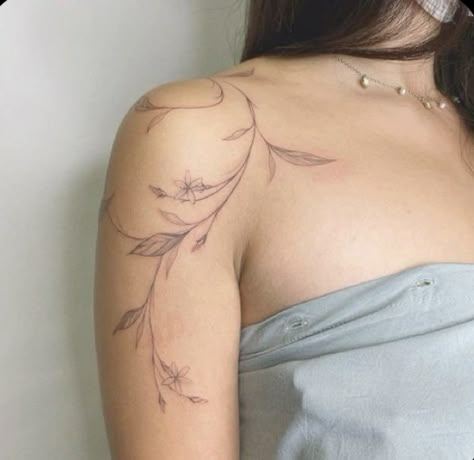 tattoo, vines, leaves, shoulder tattoo, back tattoo, nature Dainty Tattoos On Shoulder, Delicate Tattoo Shoulder, Dainty Floral Shoulder Tattoo, Detailed Arm Tattoo, Hobby Tattoo Ideas, Cool Woman Tattoos, Tattoo Around Shoulder, Delicate Arm Tattoo, Thank You Tattoo