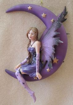 Butterfly Polymer Clay, Sitting On The Moon, Fairy Sitting, Polymer Clay Fairy, Purple Moon, Fairy Statues, Moon Fairy, Fairy Art Dolls, Clay Fairies