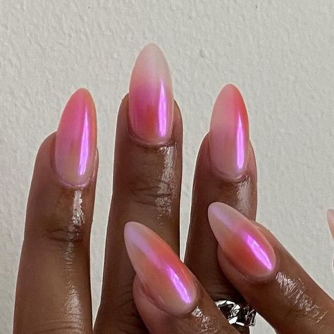 @nailzzbysteph on Instagram: "summer aura + chrome 🌅  @apresnailofficial natural medium almond" Gel Aura Nails, Summer Aura, Pink Aura Nails, Trip Nails, Pink Ribbon Nails, Ribbon Nails, Purple And Pink Nails, Bold Nail Art, Cutesy Nails