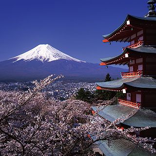 http://esromart.hubpages.com/hub/Enjoy-Vacation-Japan-with-Children-and-Family Gunung Fuji, Japan Honeymoon, Mount Fuji Japan, Day Trips From Tokyo, Shinjuku Gyoen, Monte Fuji, Japan Itinerary, Mont Fuji, Kiyomizu Dera