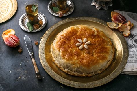 Traditional Moroccan Chicken Pastilla (Bastilla) Recipe Moroccan Pastilla, Chicken Bastilla, Chicken Pastilla, Filo Pastry Pie, Moroccan Salad, Moroccan Chicken, Almond Nut, Ginger Nut, Pastry Pie