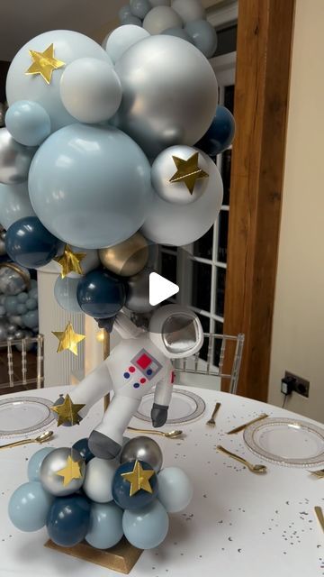 Space Party Centerpiece Ideas, Space Party Centerpiece, Party Centerpiece Ideas, Round Arch, Moon Baby Shower, Moon Baby, Party Centerpiece, Personalized Balloons, Space Baby