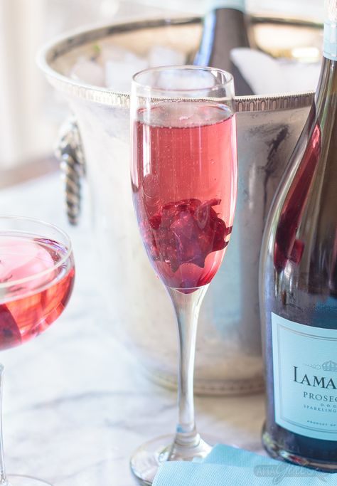 No special occasion necessary. Invite your best gal pals over for brunch and laughs and serve up these delicious pretty pink hibiscus cocktails featuring La Marca Prosecco. Learn how to make infused hibiscus vodka and hibiscus simple syrup to make recipes to make three different versions of the hibiscus Prosecco cocktail, plus ideas for throwing a fabulous brunch. #ad #CelebratorySips #CelebrateWithLaMarca Pomegranate Mimosa, Hibiscus Cocktail, Prosecco Drinks, Apple Cider Mimosa, Drinks To Make, Prosecco Cocktails, Party Spread, Infused Vodka, Pink Hibiscus