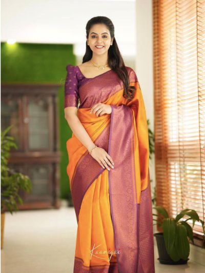 Tamil Outfits, Indian Blouses, Elegant Sarees, Simple Saree Designs, Simple Sarees, Silk Saree Blouse Designs, Saree Designs Party Wear, Yellow Saree, Elegant Blouse Designs