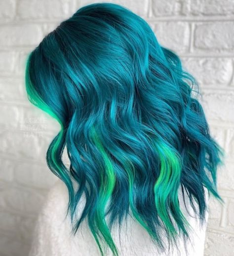 Green And Blue Hair, Blue And Green Hair, Fantasy Hair Color, Best Ombre Hair, Hair Colour Design, Pulp Riot Hair Color, Vivid Hair Color, Pulp Riot Hair, Ombre Hair Blonde