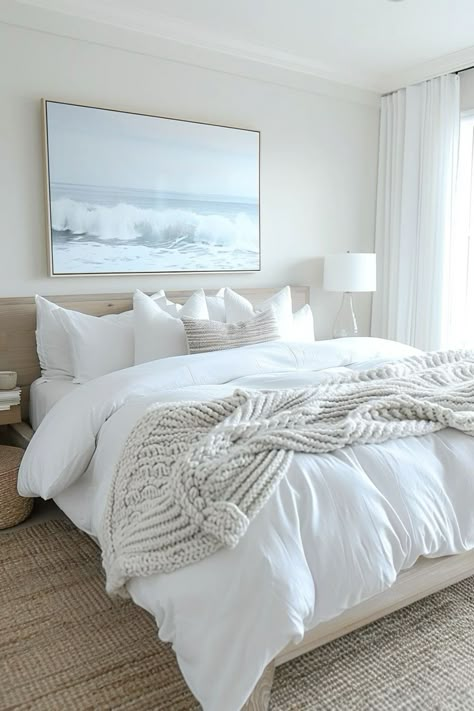 Coastal Cowgirl Aesthetic House, Coastal Gray Bedroom, Bedroom Inspirations Basement, Minimalist House Design Interior Bedroom, Primary Bedroom Coastal, Grey Walls Bedroom Aesthetic, Coastal Apartment Bedroom, Costal Room Inspiration, Coastal Master Bed