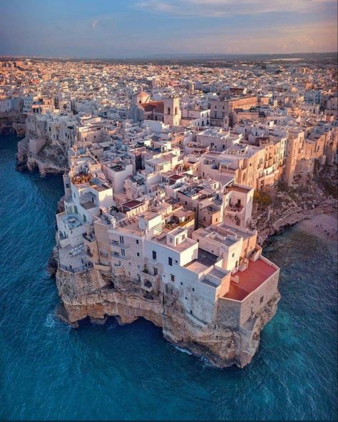 Apulia Italy, Puglia Italy, Travel Italy, Voyage Europe, Destination Voyage, Italy Photo, Southern Italy, Italy Vacation, Corfu