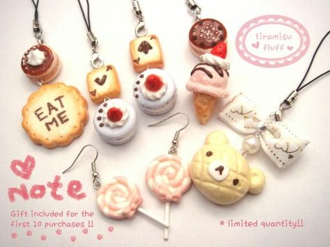 Polymer clay- Lolita charms Choco Strawberry, Bead Business, Choco Biscuit, Fake Sweets, Keychain Designs, Mini Stuff, Wonderland Theme, Alice In Wonderland Theme, Notes Gift