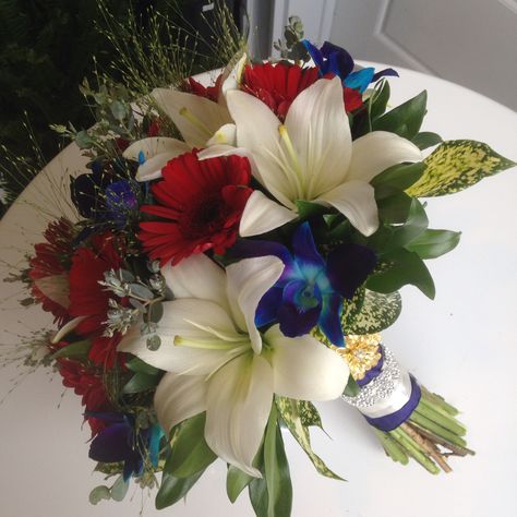 Fourth Of July Bouquet, Patriotic Wedding Bouquet, 4th Of July Bouquet, July 4 Wedding Ideas, Red White And Blue Wedding Bouquets, 4th Of July Wedding Decorations, July 4 Wedding, Americana Wedding Theme, American Themed Wedding