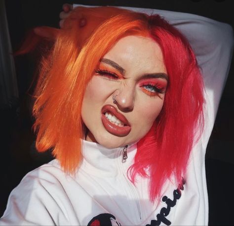 🧡💗 Orange Pink Split Hair, Half Orange Half Red Hair, Half Pink Half Orange Hair, Pink Half Hair, Orange To Pink Hair, Half And Half Hair Color Ideas, Half Orange Hair, Half Split Hair Color, Half Half Hair