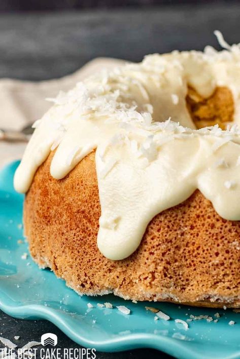 Pound Cake Icing, Louisiana Crunch Cake, Crunch Cake Recipe, Coconut Glaze, Easy Homemade Desserts, Coconut Pound Cakes, Moist Yellow Cakes, Coconut Icing, Cake Filling Recipes