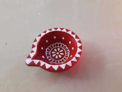 Small diya decoration Small Diya Painting, Small Diya Decoration, Diya Designs Painting, Diya Decoration Ideas Creative, Painted Diya, Diya Designs, Diya Decoration Ideas, Diya Decoration, Pot Design