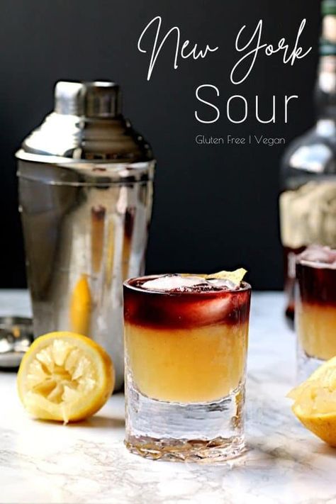 A New York Sour is an impressive looking cocktail that is not only delicious, but incredibly easy to make! #NewYorkSour #cocktails #DomesticDreamboat Fancy Cocktails Recipes, New York Sour, Sour Beer, Make Simple Syrup, Fancy Cocktails, Sour Cocktail, Creative Cocktail, Fancy Drinks, Mixed Drinks Recipes