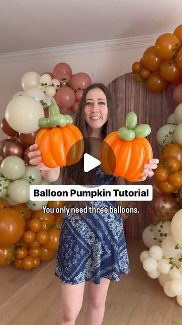 This fall, decorate your party with these perfect little balloon pumpkins 🎃🍁

Save this guide for next time, your party guests will be so impressed 😍 Turkey Balloon Decoration, Fall Birthday Balloon Garland, Thanksgiving Balloon Arch Ideas, Thanksgiving Balloon Garland Ideas, Pumpkin Balloons Diy, Thanksgiving Balloon Columns, Thanksgiving Balloon Backdrop, How To Decorate Balloons, Balloon Pumpkins Diy