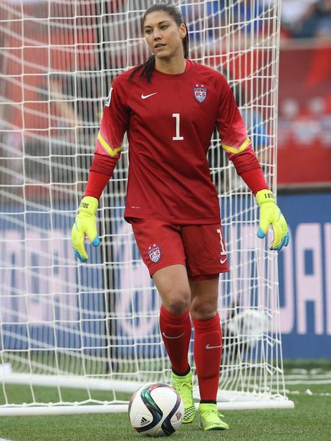 Hope Solo High Knee Socks Outfit, Female Soccer, Hope Solo, Alex Morgan Soccer, Soccer Girl Problems, Manchester United Soccer, Barcelona Soccer, Usa Soccer Women, Women’s Soccer