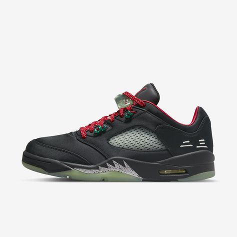 Sneaker Drop on Twitter: "ad: Clot x Air Jordan 5 Low ‘Jade' drops on May 20th via SNKRS -> https://t.co/0ZJz7pJYvc… " Jordan 5 Low Clot, Air Jordan 5 Retro Low, Jordan 5 Retro Low, Jordan Retro 7, Nike Air Jordan 5, Jordan Model, Black Jordans, Jordan 9, Jordan 5 Retro