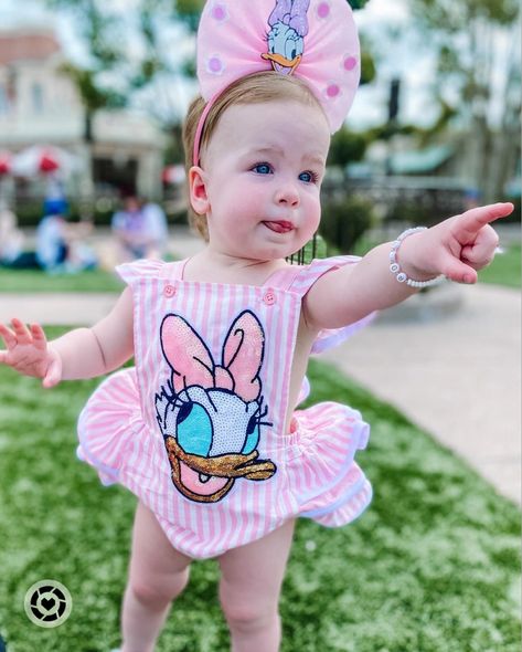 Disney world outfit for little girl, Daisy Duck pink romper, Daisy Duck Disney world bow for baby girl, Disney vacation kids outfit Follow my shop @zarahskelton on the @shop.LTK app to shop this post and get my exclusive app-only content! #liketkit #LTKtravel #LTKkids #LTKbaby @shop.ltk https://liketk.it/45Wpz One Year Old Disney Outfits, Baby Girl Disney Outfits, Baby Disney Outfits, Disney Baby Outfits, Daisy Duck Outfit, Mom And Baby Costumes, Epcot Outfit Ideas, Disney World Outfits Summer, Disney Outfits Girls