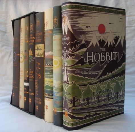 Thrift Books, Tolkien Books, Aesthetic Books, Beautiful Book Covers, World Of Books, Book Worm, Alam Yang Indah, I Love Books, Middle Earth