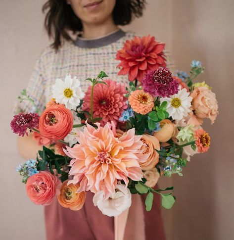 Bright Fall Flower Arrangements, Bright Fall Wedding Florals, Bright Fall Wedding Bouquet, Colorful Fall Flowers, Bright Fall Flowers, Bright Wedding Florals, Bright Fall Wedding Colors, Labyrinth Dahlia, Deep Summer