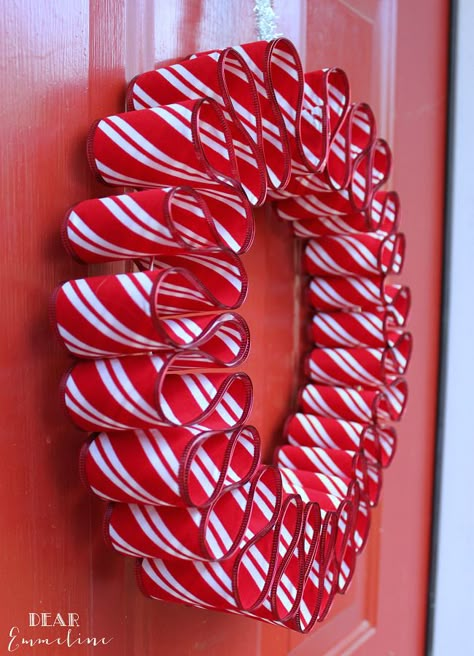 Holiday Wreath Craft, Easy Wreath, Candy Wreath, Ribbon Candy, Wreaths Ideas, Homemade Holiday, Diy Wreaths, Wreaths Diy, Ribbon Crafts