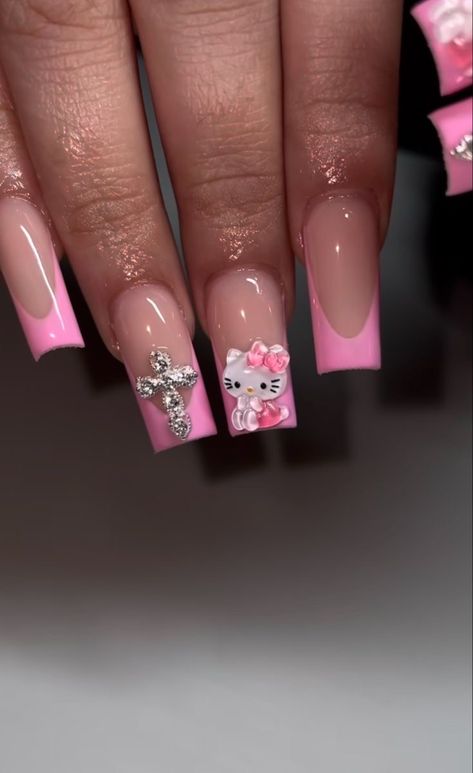 Nails With Hello Kitty Charms, Hello Kitty Charm Nails, Pink Hello Kitty Nails, Pokemon Nails, Alt Nails, Charms Nails, Paznokcie Hello Kitty, Hello Kitty Nails Art, Kylie Nails