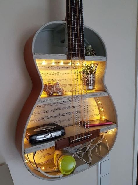 Dorm Room Ideas Music, Room Atheistic, Island Table Kitchen, Fall Wedding Table Decorations, Dining Room Table Cloth, Living Room Table Ideas, Room Table Ideas, Music Themed Rooms, Music Themed Bedroom