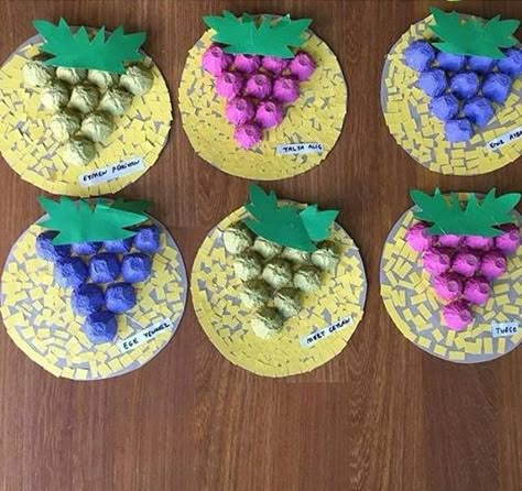 egg carton grapes craft - Funny crafts Fruits And Vegetables Craft, Grapes Craft, Vegetables Craft, Homemade Macaroni Cheese, Macaroni Cheese Recipe, Vegetable Crafts, Funny Crafts, Fruit Crafts, Egg Carton Crafts