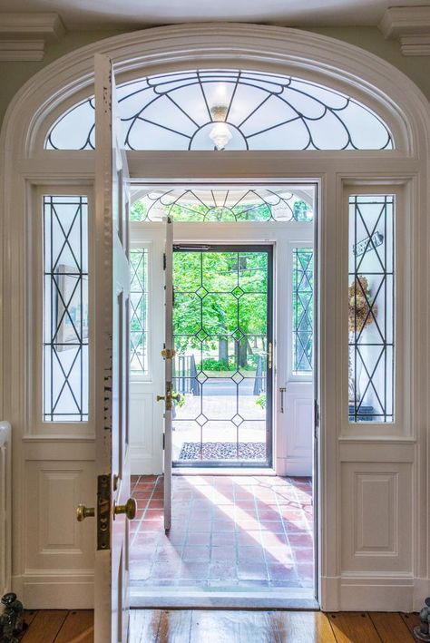 1920 Georgian Colonial - Entry & Vestibule w/ beveled glass windows, sidelights, transom Georgian Colonial House Interior Design, Georgian Colonial House, Entry Vestibule, Georgian Colonial, Luxury Staircase, House Cast, Georgian Mansion, Georgian Interiors, Colonial Interior