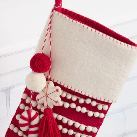 Red And White Stockings Christmas, Handmade Christmas Stockings Ideas, Tassel Christmas, Plaid Christmas Stockings, Green Stockings, Wool Stockings, Decorated Stockings, Felt Stocking, Red Stockings