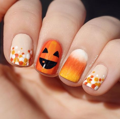 Corn Candy Nails, Cute Halloween Nails Pumpkins, Kids Nail Designs Halloween, Jackolantern Nails Acrylic, Candy Corn Nails Ombre, Candy Corn Toenails, Candy Corn Gel Nails, Candy Corn Nail Ideas, Candy Corn Nails Short