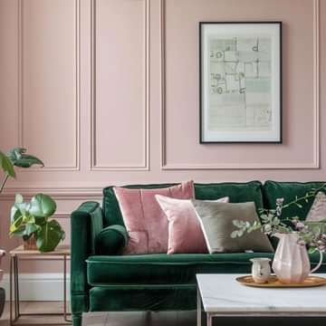 Living Room Green And Pink, Bottle Green Sofa Living Rooms, Green And Pink Living Room, Pink And Green Living Room, Pink Living Room Walls, Green Curtains Living Room, Emerald Green Couch, Blush Pink Living Room, Emerald Green Sofa