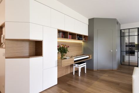 Piano Room Design, Piano Room Decor, Piano Living Rooms, Piano Table, Home Studio Desk, Piano Decor, Beds For Small Spaces, Modern Home Offices, Study Room Design