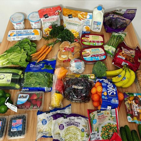 Grocery Haul Aesthetic, Aldi Haul, Protein Veggies, Aldi Shopping, Vegan Grocery, Rice Mix, Budget Meal Planning, Mango Chunks, Grocery Haul