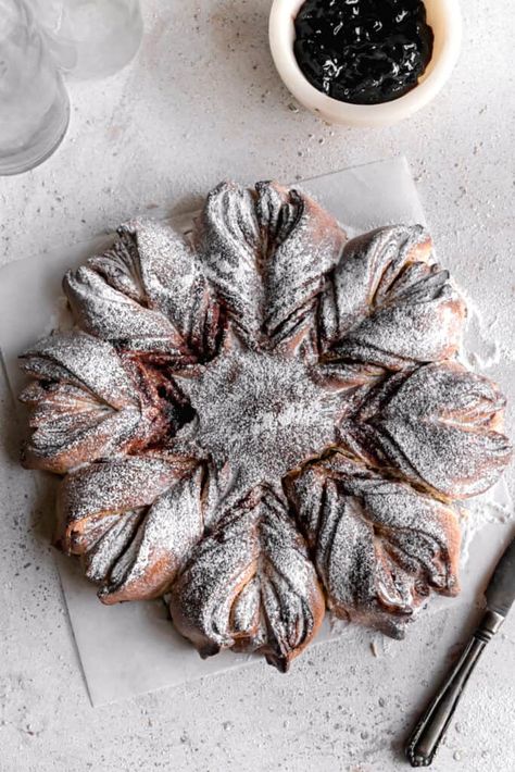 This blueberry cream cheese star bread is so much easier to make than it looks and is always a showstopper. It is also famously known as the Christmas bread and is so soft and fluffy. The dough comes together in minutes and does not require a mixer if you don't have one. Since baking it is a long process, I recommend dividing it into two days. You can bake it as a thanksgiving dessert or early in the morning on Christmas. No matter when you decide to bake it, I promise it’s going to leave you an Nutella Star, Nutella Star Bread, Cheese Stars, Star Bread, Christmas Bread, Blueberry Cream Cheese, Blueberry Jam, Early In The Morning, Christmas Breakfast