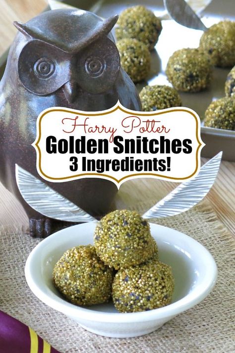 Harry Potter themed parties need 3 ingredient golden snitch truffles made with Oreos and cream cheese. Easy to make with pattern for wings too! #Harrypotter #halloweenfood #halloweenparty Xmas Truffles, Snacks Healthy Kids, Halloween Snacks Healthy, Harry Potter Themed Snacks, Board Parties, Truffles Recipes, Harry Potter Treats, Harry Potter Desserts, Harry Potter Snacks