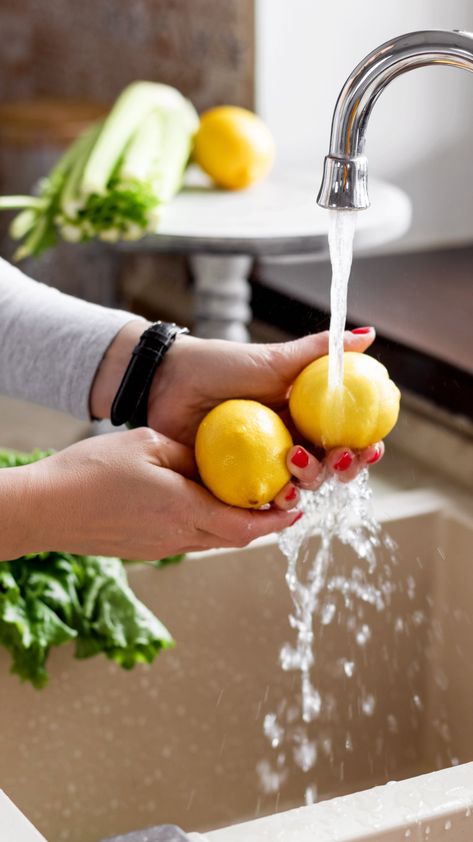 When you get home from the grocery store and begin sorting and organizing your haul — do you also wash your produce before putting it away? I’ve always been one to rinse, soak, and lightly dry my fruits and vegetables before storing them, but after watching so many videos online suggesting that you need to clean your produce with vinegar or a store-bought or DIY produce wash concoction, I began to wonder if I was really getting rid of all the dirt (and potential bugs!) in the best way possible. Produce Wash, Washing Veggies, Cleaning Videos, Kangen Water, How To Wash Vegetables, Fruit Photography, Eating Organic, Organic Produce, Tap Water